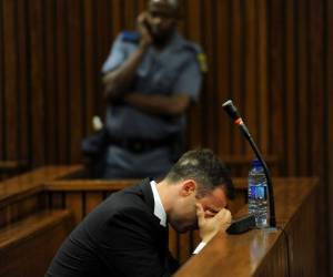 El otrora ídolo volvió a llorar en el tribunal. (Foto: AFP)