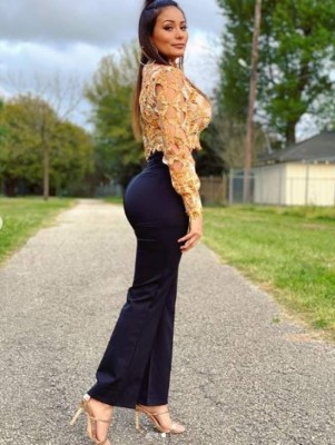 FOTOS: El sensual estilo de Elsa Oseguera, periodista hondureña que triunfa en YouTube