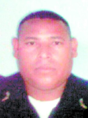 Al menos doce policías asesinados en Honduras en 2014