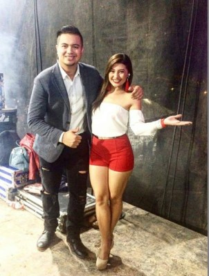 Milagro Flores sorprende a sus seguidores con atrevidas fotos en traje de baño