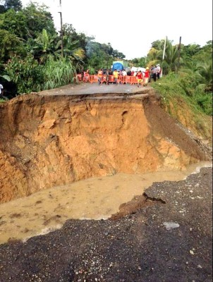 Honduras: Hallan carro que cayó a hondonada, pero no a sus ocupantes