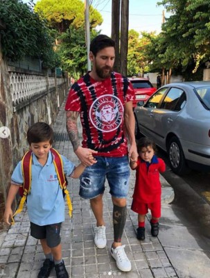 ¿Cuál de los tres hijos del astro del Barcelona, Leo Messi, será igual que él?