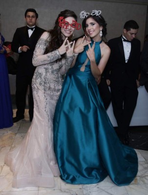 Una noche explosiva de emociones estudiantiles