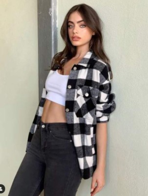 Así es Yael Shelbia, la mujer con el rostro más bello de 2020 (FOTOS)