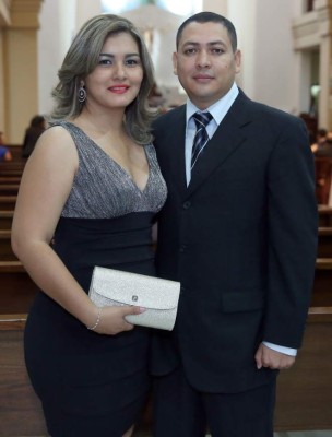 Emotivo intercambio de votos matrimoniales