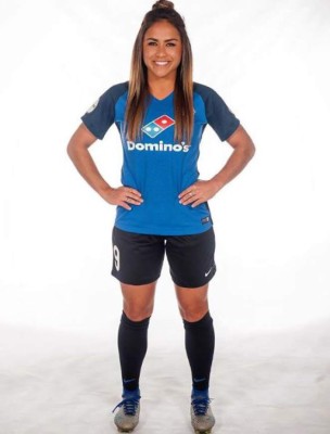 FOTOS: Los datos que no conocías de Lo'eau Labonta, la bella futbolista que flechó a Roger Espinoza