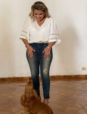 De autoproclamarse presidenta a terminar en la cárcel: Lo que llevó a Jeanine Áñez a atentar contra su vida (FOTOS)