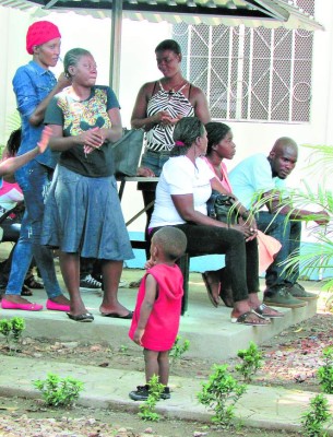 Honduras: Con operaciones conjuntas buscan regular tránsito de africanos