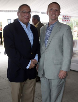 Cálida recepción para celebrar la libertad de Estados Unidos