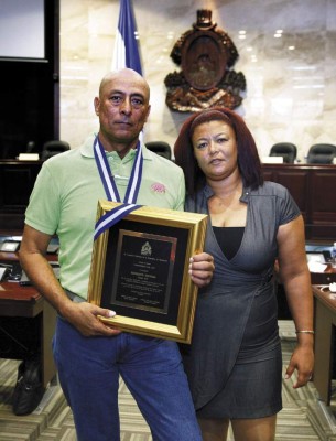 Premian labor de comunicadores hondureños