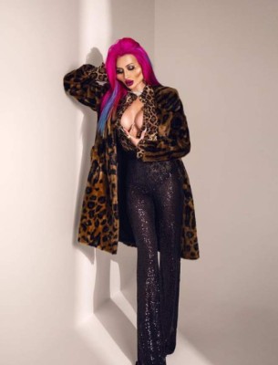 Anastasia Pokreshchuk, la mujer con los pómulos más grandes del mundo (FOTOS)