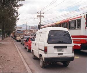 La matrícula vehcular inicia el 1 de julio con las placas 0 y 1.