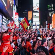 Dos muertos y más de 80 heridos durante las celebraciones del Mundial en España.