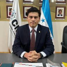 La Ley Electoral impide que una silla vacía del oficialismo bloquee la declaratoria del CNE.