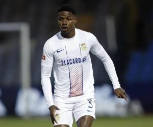 Julián Martínez después de su lesión no ha podido levantar en Portugal.