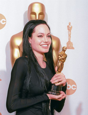 Angelina y la nueva faceta de su carrera artística