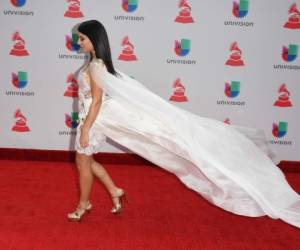 La cantante puertorriqueña Camila Luna llega a la décimo octava entrega anual de premios Grammy Latinos en Las Vegas, Nevada, el 16 de noviembre de 2017. / AFP PHOTO / Mark RALSTON