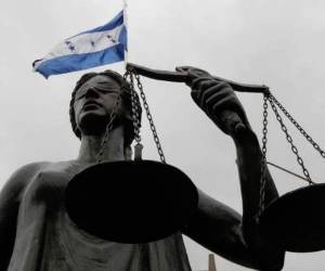 Los Gutiérrez son procesados por contratos sobrevalorados con la Secretaría de Salud.