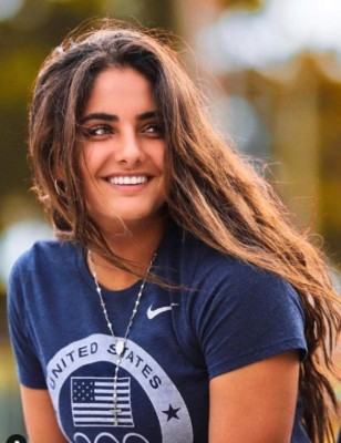 FOTOS: Ella es la venezolana Isabella, la doble de Aislinn Derbez que estremece las redes sociales