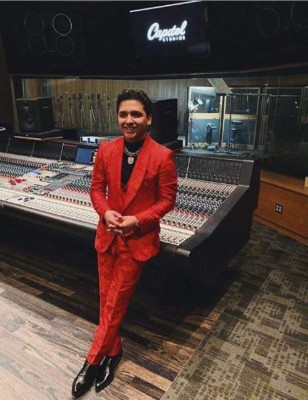 Así es Christian Nodal, el cantante de regional mexicano que enamoró a Belinda