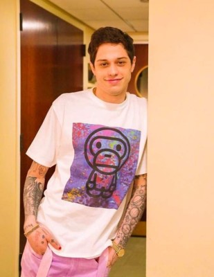 Comediante y actor, conoce Pete Davidson el nuevo amor de Kim Kardashian