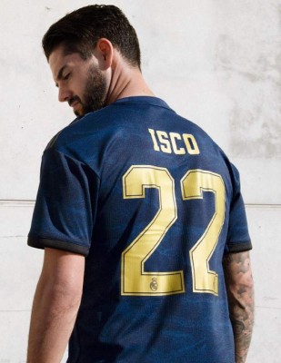 Real Madrid presenta su segunda camiseta para la temporada 2019-2020 y sorprende al incluir a Bale y a Keylor