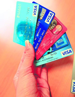 Honduras: Sector privado dice que fijar intereses a tarjetas de crédito no funciona