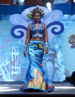 Naydelin Turcios es la nueva soberana de Ferisan 2019