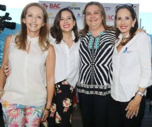 Mayra Porras, Ana Galeano, Elena Villalobos y Ana Cristina Aguilar.