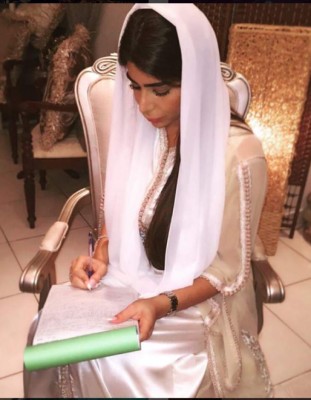 El hombre ''más guapo del mundo'' se casó y presentó a su novia las redes