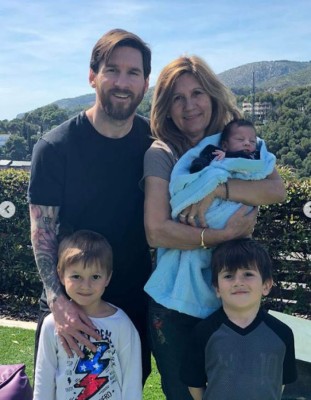 ¿Cuál de los tres hijos del astro del Barcelona, Leo Messi, será igual que él?