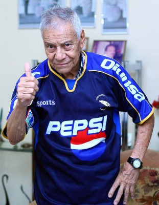 Ernesto el Culuco Henríquez: 'Al único equipo que veo es al Motagua'