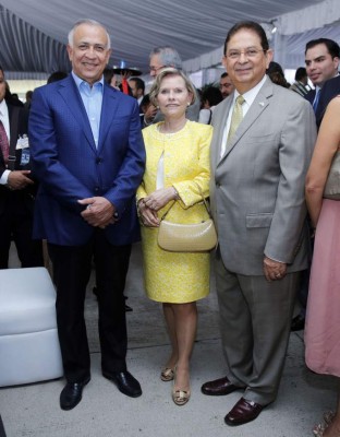 Un brindis por el aniversario de la independencia de los Estados Unidos de América