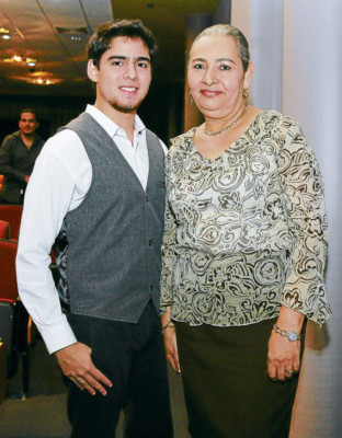 Destacan labor de periodista de EL HERALDO