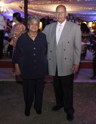 Amor y felicidad para los recién casados