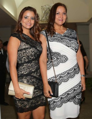 Cena diplomática con aires benéficos