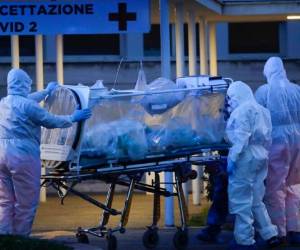 España también registra casi 3,500 trabajadores infectados con el Covid-19. Foto:AP