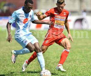 El jugador motagüense Félix Crisanto fue claro al librar de culpa al clima, pues consideró que los jugadores deben estar capacitados para jugar en elevadas temperaturas, foto: Grupo OPSA.