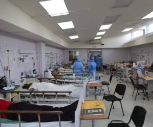 Aún hay 93 cupos en diferentes salas de atención en el Hospital Leonardo Martínez. Foto: Cortesía