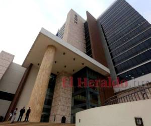 El Estado destinará para 2021, 55,233 millones de lempiras en salarios para los empleados públicos. Foto: EL HERALDO.