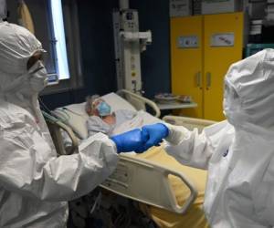 'Estamos por primera vez en mucho tiempo por debajo de los 100, lo cual es una buena noticia', dijo el director del Centro de Coordinación de Alertas y Emergencias Sanitarias, Fernando Simón. Foto: AP