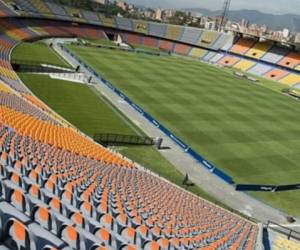 El organismo indicó en un comunicado que propuso acoger en Medellín (noroeste) y Barranquilla (norte) 'las finales de la Conmebol Sudamericana y Conmebol Libertadores respectivamente para el año 2023'. Foto: AFP