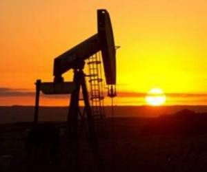 Sobre las 4:00 de la tarde, el precio se situó en 7,90 dólares en los intercambios en Nueva York. Foto: AFP