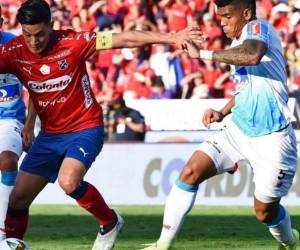 Los integrantes de los 20 clubes de primera división, se someterán a las pruebas para descartar que porten el padecimiento Covid-19, según el protocolo sanitario acordado para retomar la actividad. Foto: AFP