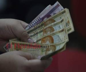 El subsidio solidario es durante tres meses por la cantidad de 6,000 lempiras mensuales. Foto: Archivo/ EL HERALDO