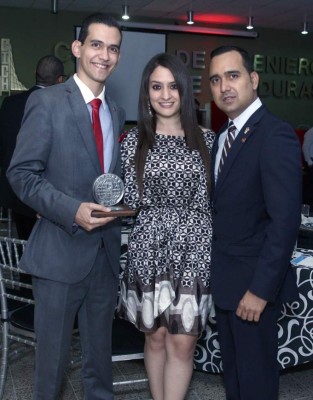 Una emotiva ceremonia de reconocimientos