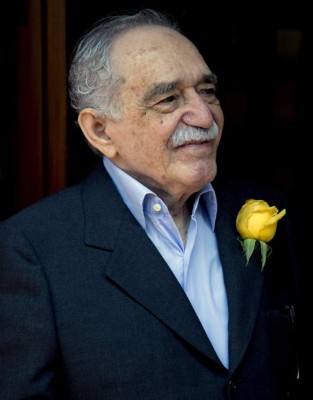 García Márquez, hospitalizado en México