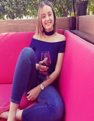 Lani Pastor, la modelo y máster en finanzas que quiere convertirse en diputada (Fotos)