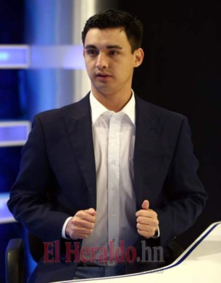 Allan Fajardo, el periodista con una carrera en ascenso y una fuerte polémica