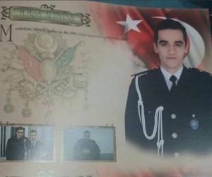 Mevlüt mert Altıntaş, el asesino de Andrei Karlov, embajador ruso en Turquía, gritó consignas referidas a la guerra civil en Siria.